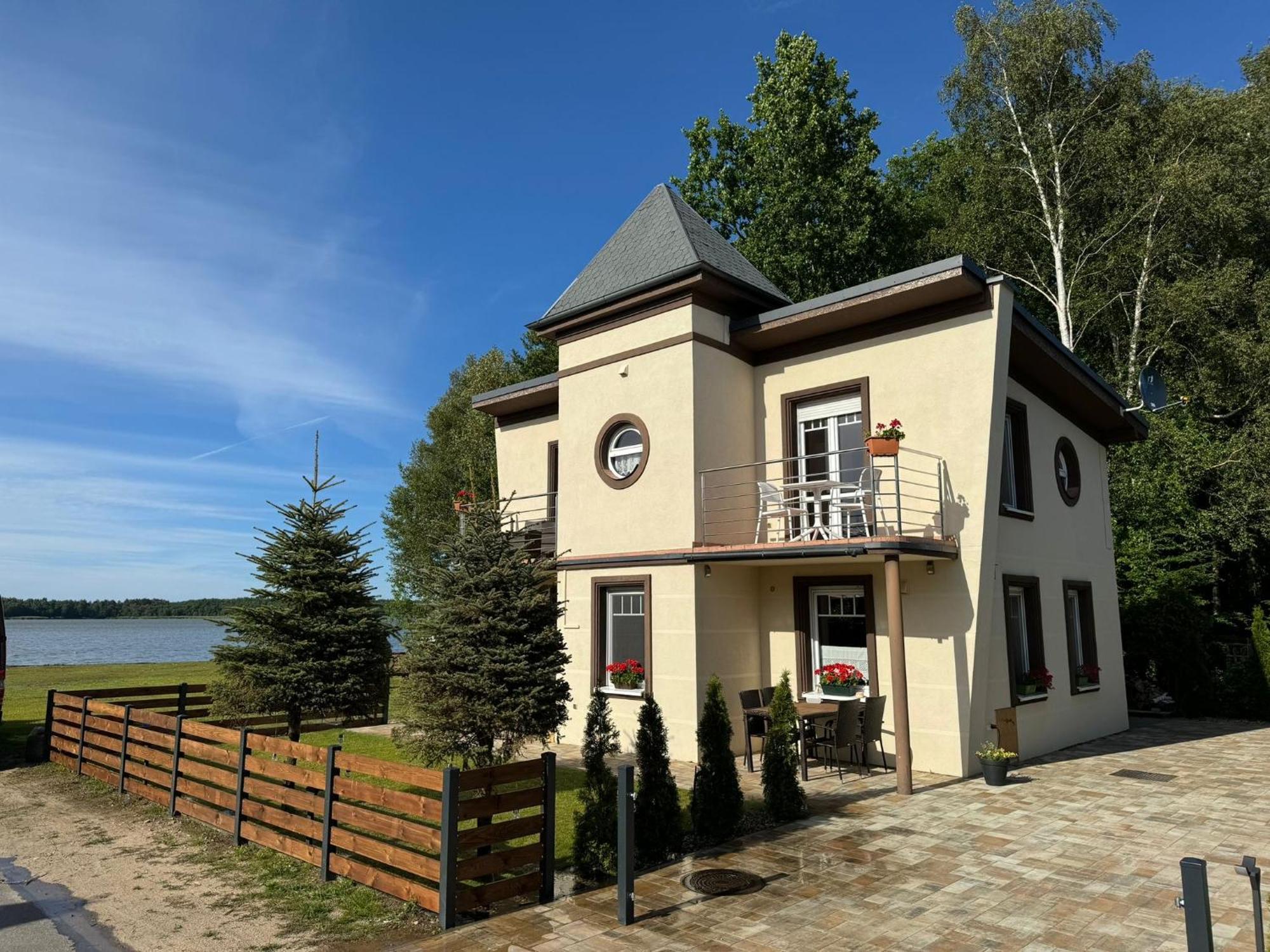 Domek Leba Nowecin Экстерьер фото